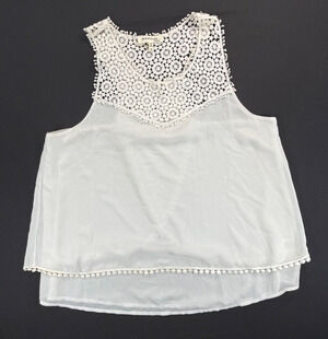 Monteau Sleeveless Flowy Tank Top in White (Women's M)